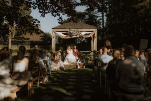 Ceremonie en taartmoment bij het Ruiterhuys in Castricum